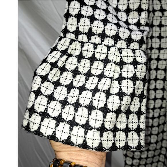 Sequin Hearts BlkWhite 3/4 Bell sleeve Peter Pan Collar front button Blazer 9 - Picture 4 of 11